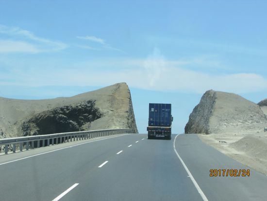 Aber die Überlandstraßen sind in einem wunderbaren Zustand.