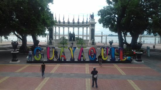 Die größte Stadt Ecuadors und auch das wichtigste Wirtschaftszentrum.