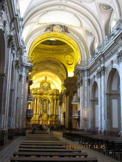 Besichtigung der Kathedrale, wo der jetzige Papst Franziskus als Erzbischof von B.A. predigte.