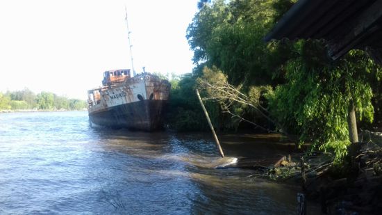 Der Fluss ist weithin schiffbar, meistens, wenn man richtig navigiert.