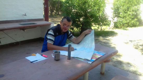 Reiseplanung ist manchmal schwierig. (Auf dem Campingplatz)