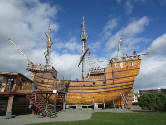 Kaum vorstellbar wie die Seeleute es 3 Jahre auf diesem 28 m langen Schiff ausgehalten haben.