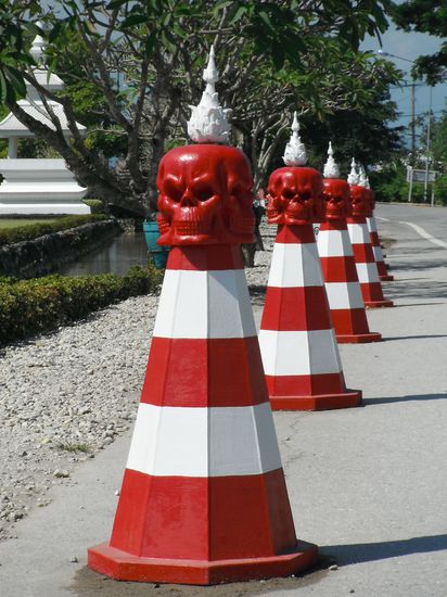 No Parking in front of the White Temple