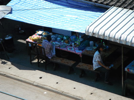 Strassenküche vom Hotelbalkon aus