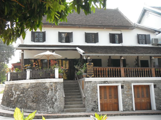 unser Guesthouse - mit Flußblick ! Saubere Zimmer, freundlicher Service