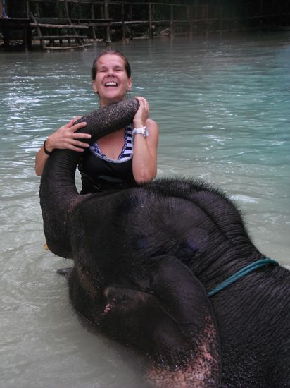 ein Wuergeruessel - nein Spaß - sie war sanft wie ein Lamm !