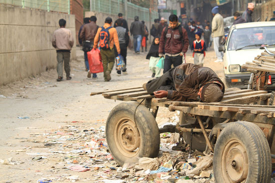 Kathmandu - Armut auf den Strassen
