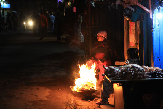 Kathmandu - nachts keine Strassenbeleuchtung