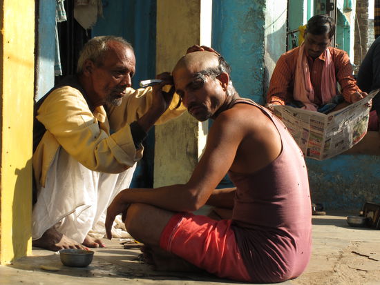 Varanasi - Haare ab