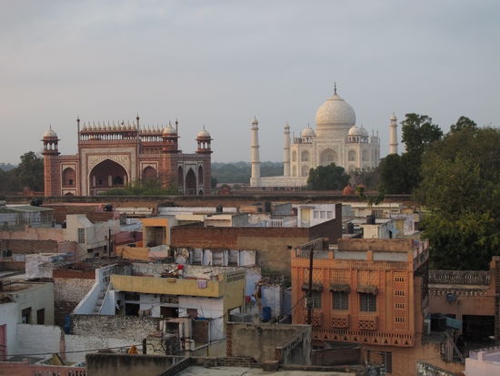 Taj Mahal von Dachterrasse