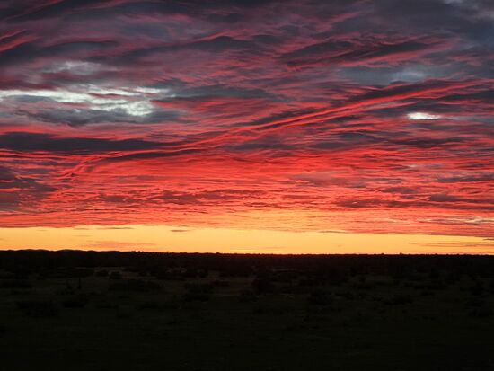 Das Fabenspiel nach Sonnenuntergang, von dem wir 20 Bilder gemacht haben, werden wir nie vergessen !