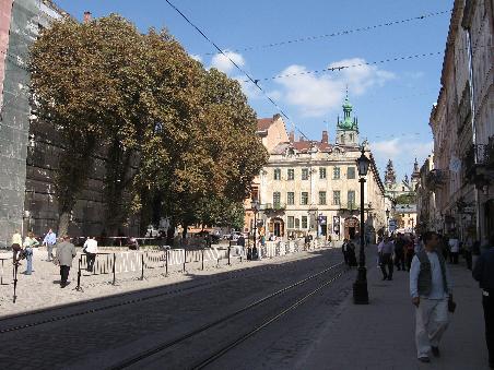Ganz fertig ist die Restaurierung des Rathauses zum Stadtjubiläum nicht geworden