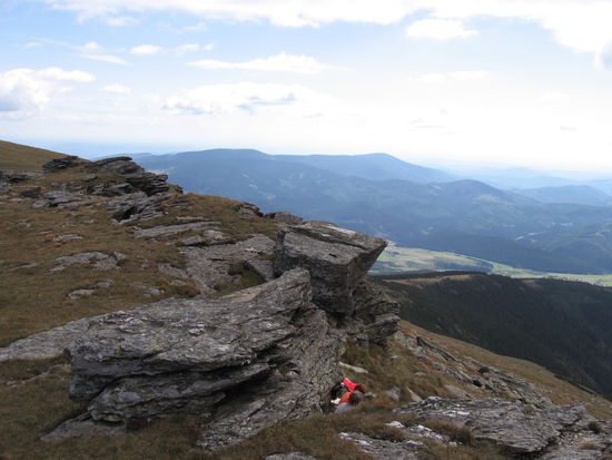 Siesta im Windschatten der Felsen