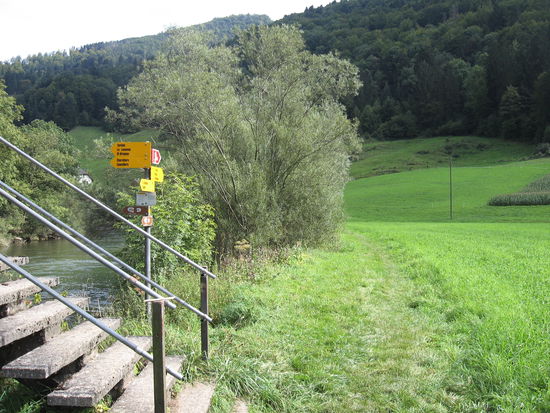 Abkürzung durchs Gras