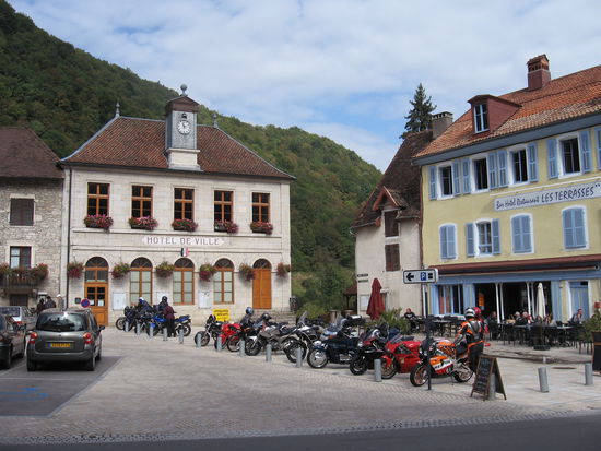 Sonntag ist hier wohl Motorradtag in St. Hippolyte