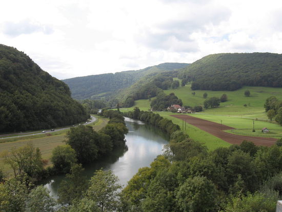 Blick südwärts in Ponte-de-Roide