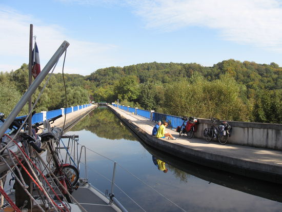 Das Aquädukt über die Mosel