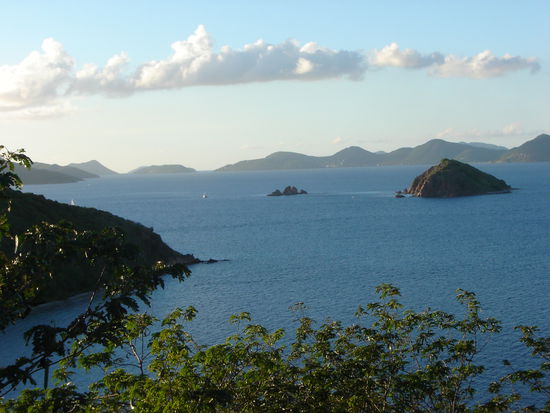 und Buchten und Inseln....