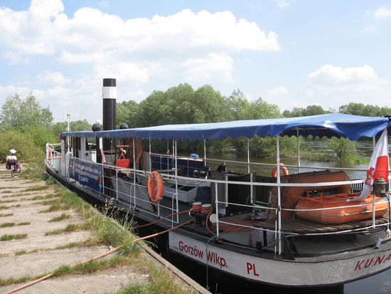 Der älteste Flußeisbrecher der Welt