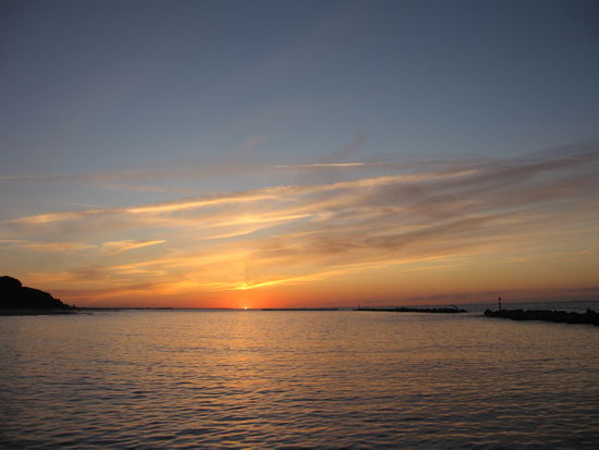 Kein Mast eines Stegnachbarn ist im Wege: Sonnenuntergang vom Feinsten