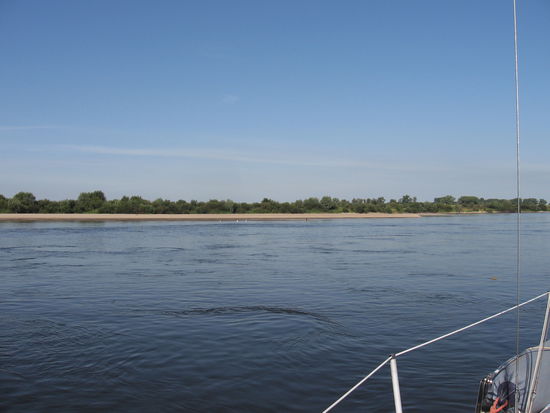 Soll man ahnen, dass hier das Wasser plötzlich nur noch 80 cm tief wird ?