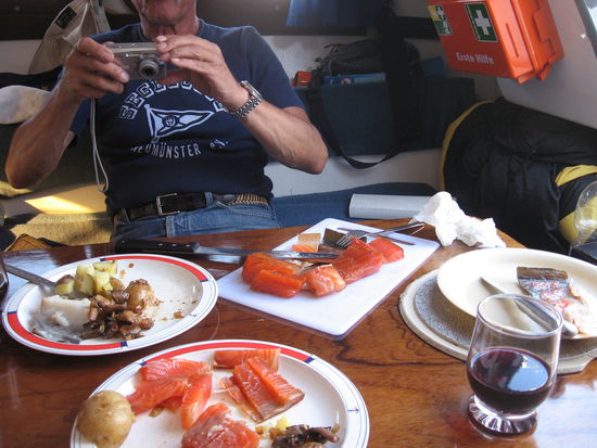 Das muß auch einmal gesagt werden: Heute abend geht es uns richtig gut.