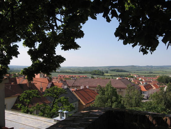 Schloßherrenblick über eine liebliche Landschaft