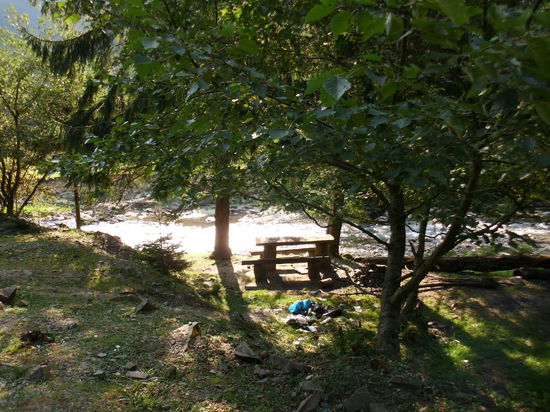 Eine Bank am Wasser in der Abendsonne wäre genau das Richtige.....