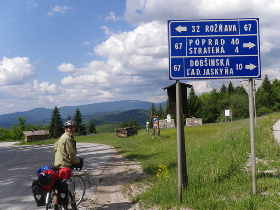 Der Paß "Puste Pole" zwischen Niederer Tatra und Slowakischem Erzgebirge ist geschafft, nun gehts nur noch bergab!