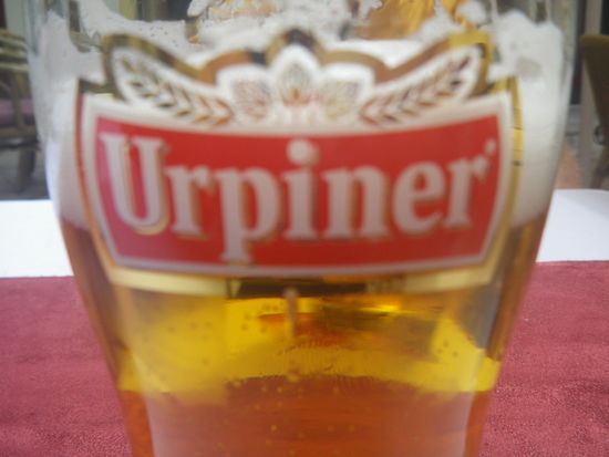 mit einer Bierpause im Gasthaus zu den 12 Aposteln