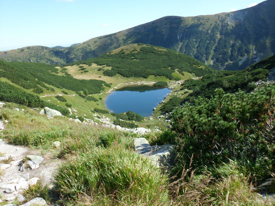 Hundert Meter tiefer schon wieder ein Gletschersee!