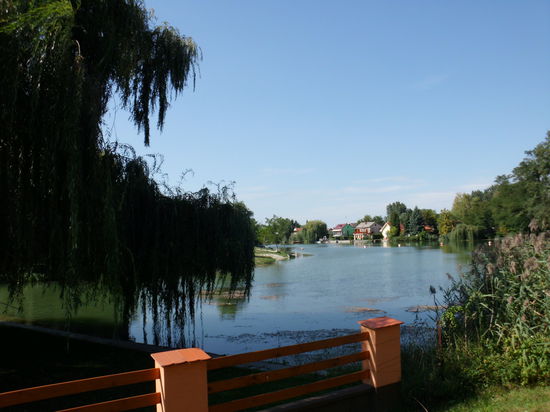 Kurorte vom Feinsten mitten in der grünen Gegend. Hier ist der Radweg vorzeigbar und macht richtig Spaß