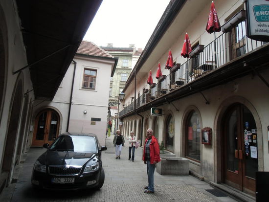 Einkaufsgassen mit Flaniermeilen schießen allenthalben aus dem Boden, aber immer im Stil des 19.Jahrhunderts, der k.u.K-Zeit