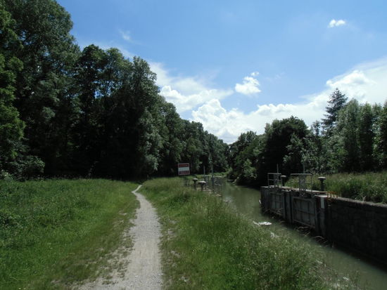 ...und dann gehts gemütlich weiter am Kanal entlang
