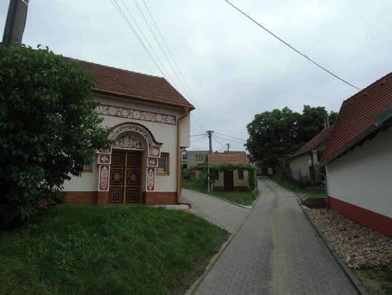 Ein Schmuckstück neben dem andern !