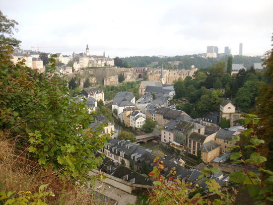 Bei Sonne müßte das eine wundervolle Stadt sein....