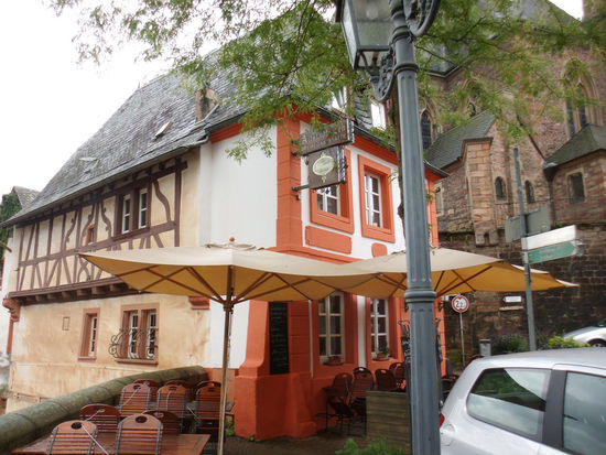 Malerische Ecken im Zentrum von Saarburg