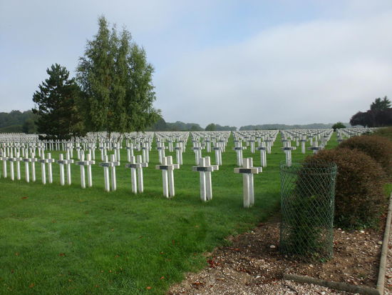 Erinnerung an das Gemetzel des ersten Weltkrieges: Ein riesiger französischer Soldatenfriedhof.