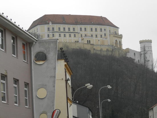 Letovice ist unser nächster Stop. Das riesige Schloß dient als Veranstaltungszentrum - leider montags auch zu.