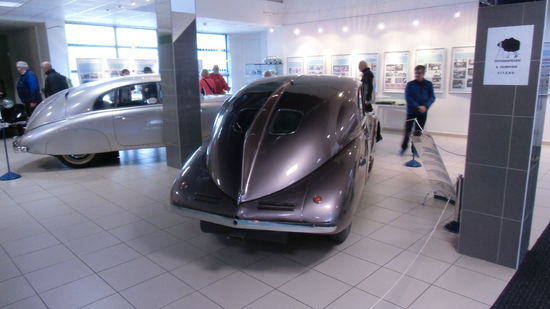 Nicht jedes Auto war in Serie produziert worden, manche sind Extra-Anfertigungen für hohe Politiker gewesen