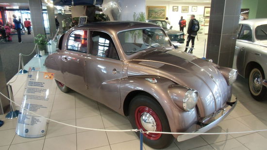 Wer hatte da wen kopiert ?