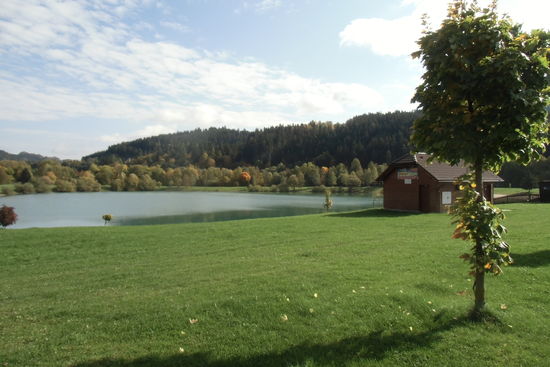 Eine Rast- und Badestelle lädt ein. Heute bin ich der einzige Gast, aufs Baden verzichte ich dennoch.