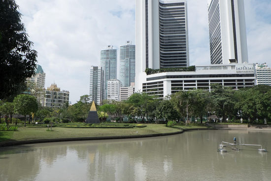 Benjasiri Park