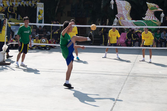 Fußballttennis auf thailändisch