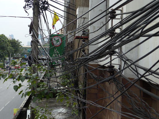 ueber 10 millionen einwohner . mit so einer stromversorgung , respekt