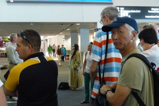 ankunft in perth, haben wir etwa die falschen klamotten mit....