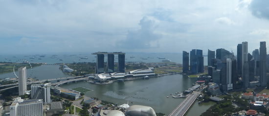 die beindruckende skyline, vom einst hoechsten hotel der welt
