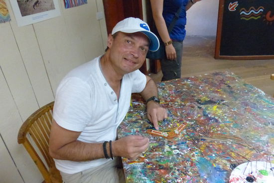 jens kreativ im Aboriginal kultur zentrum