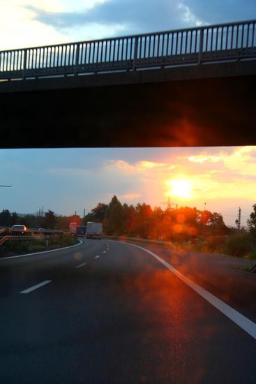 kaum Verkehr um diese Uhrzeit an einem Dienstag Morgen.