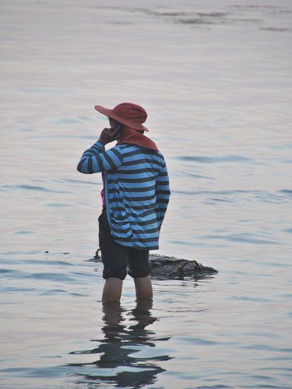 Handy VORHANDEN - FUNKTIONIERT!
sogar während dem Einsammeln von Krabben
